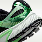 Nike V5 RNR Women's Shoes with Reflective Accents