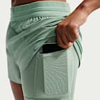 Shorts de correr Dri-FIT de tiro medio 2 en 1 para mujer Nike Swift