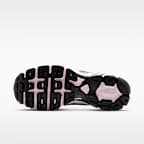 Tenis con detalles reflejantes para mujer Nike Air Max Moto 2K