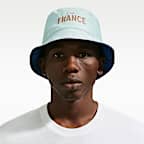 Gorro tipo pescador cuadrado de futbol Nike FFF Apex