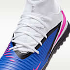 Tacos de fútbol para pasto sintético (turf) Nike Phantom 6 High Club