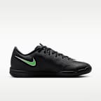 Nike Mercurial Vapor 17 Academy Indoor/Court Low-Top Soccer Shoes