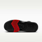 Calzado de básquetbol LeBron Witness 8