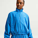Chamarra deportiva Nike Sportswear oversized UV para mujer