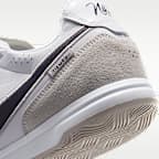 Nike Tiempo Streetgato Indoor/Court Low-Top Football Shoes