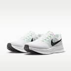 Tenis de correr en pavimento para mujer Nike Run Swift 3