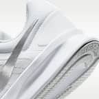 Tenis de correr en pavimento para mujer Nike Run Swift 3