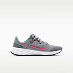 Nike Revolution 6 Older Kids' Road Running Shoes