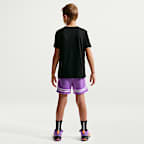Nike Dri-FIT Genç Çocuk Tişörtü