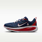 Tenis de correr en pavimento para hombre Nike College Vomero 18 (Arizona)