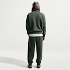 Nike Solo Fleece Men's Loose Crew-Neck Sweatshirt