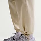 Nike Sportswear Club Men's Woven Cargo Trousers