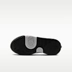 Nike Team Hustle D 11 Older Kids' Basketball Shoes