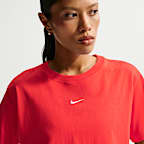 Nike Sportswear Classic Women's Loose Short-Sleeve Cropped T-Shirt