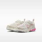 Chaussure Nike Vomero 5 pour ado avec motifs réfléchissants