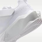 Nike S.T. Dynamite Younger Kids' Basketball Shoe