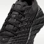 Nike Ava Edge Men's Shoes