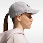 Nike Club Yumuşak Denim Yamalı Şapka