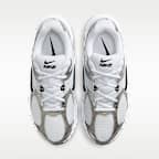 Nike V5 RNR Women's Shoes with Reflective Accents
