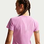 เสื้อวิ่งแขนสั้นผู้หญิง Dri-FIT Nike Swift Breathe