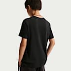 Nike Sportswear Older Kids' T-Shirt
