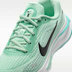Tenis de correr en pavimento para mujer Nike Journey Run