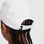 Gorra Futura con visera curva para niños talla pequeña Nike