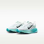 Nike Vomero 18 Older Kids' Road Running Shoes