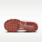 나이키 줌 보메로 5 반사 디자인 액센트 여성 신발