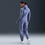 Nike Universa Dri-FIT Dar Kapüşonlu Uzun Kollu Kadın Üstü