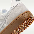 รองเท้าผู้หญิง Nike Field General