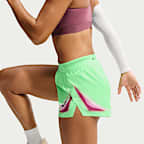 Damskie spodenki do biegania ze średnim stanem i wszytą bielizną 8 cm Dri-FIT ADV Nike AeroSwift