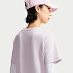 เสื้อยืดแขนสั้นทรงโอเวอร์ไซส์ผู้หญิง Nike Sportswear (พลัสไซส์)
