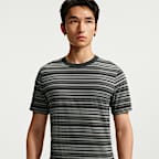 Nike Sportswear 男款條紋 T 恤