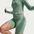 Shorts de ciclismo Dri-FIT de tiro alto de 13 cm para mujer Nike Pro Seamless