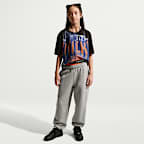 New York Knicks Nike Edge 26 Big Kids' Short-Sleeve T-Shirt