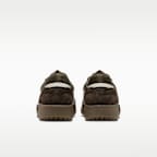 나이키 테라 만타 스웨이드 남성 신발