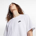 เสื้อยืดผู้ชาย Nike Sportswear Club