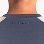 NikeSKIMS Matte Shine Mix Women's Short-Sleeve Crop Top