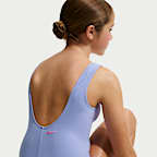 Traje de baño de una pieza con espalda en forma de U para niña talla grande Nike Swim
