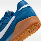 나이키 테라 만타 스웨이드 남성 신발