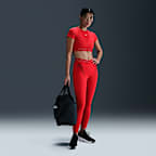 Playera de manga corta Dri-FIT con gráfico cropped para mujer Nike Pro