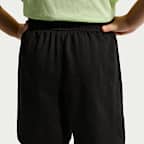 Conjunto de 2 piezas con shorts de French Terry holgados para niños talla pequeña Nike Sportswear In The Zone