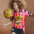 Nike x LEGO® Collection Older Kids' Aero-FIT Football Shorts