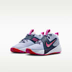 Nike Team Hustle D 12 Older Kids' Basketball Shoes
