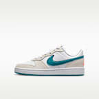 Nike Court Borough Low 2 Older Kids' Shoes