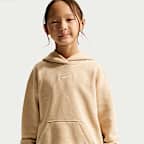 Sudadera con gorro sin cierre de tejido Fleece Studio para niños talla pequeña Nike Sportswear