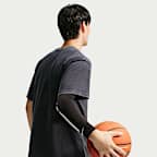 Playera de básquetbol para hombre Nike