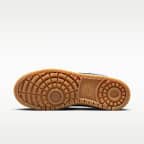 ナイキ コート ボロー MID ウィンター メンズシューズ