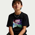 Nike Sportswear Older Kids' T-Shirt